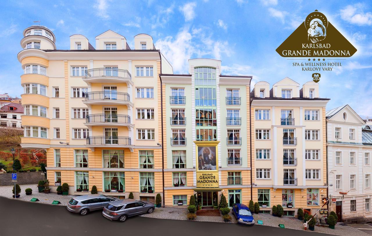 Готель Karlsbad Grande Madonna Екстер'єр фото
